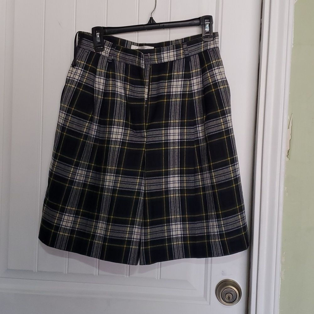 Woolen Shorts Size 10 - Picture 4 of 6